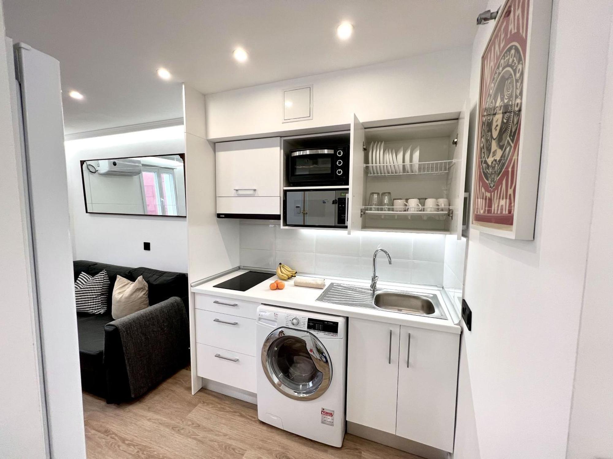 Apartment In The Heart Of Madrid-Piso En Malasana Bagian luar foto